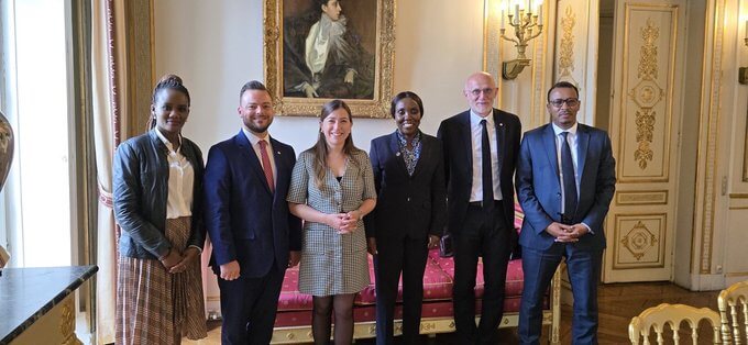 MEETING WITH THE FRIENDS OF AFRICA GROUP