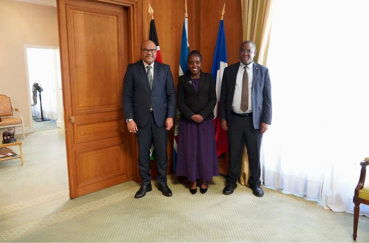 PS PROF. SHAUKAT PAYS A COURTESY CALL